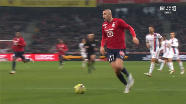Lille OSC: Grbić – Djaló, J. Fonte (C), Botman, Çelik – Ikoné (69. Gomes), B. André (90. A. Onana), Sanches, Bamba (81. G. Gudmundsson) – David, Burak Yılmaz.

Rezerwowi: D. Bradarić, Gomes, G. Gudmundsson, Lihadji, Niasse, A. Onana, Xeka.

Olympique Lyon: A. Lopes – Da Silva, Boateng, Lukeba – Gusto (85. Dubois), Guimarães, Mendes (73. Caqueret), Henrique (35. Emerson) – Aouar (C) (85. Cherki) – Slímání (73. Kadewere), M. Dembélé.

Rezerwowi: Pollersbeck – Caqueret, Dubois, Emerson, Cherki, Kadewere, Keita.
