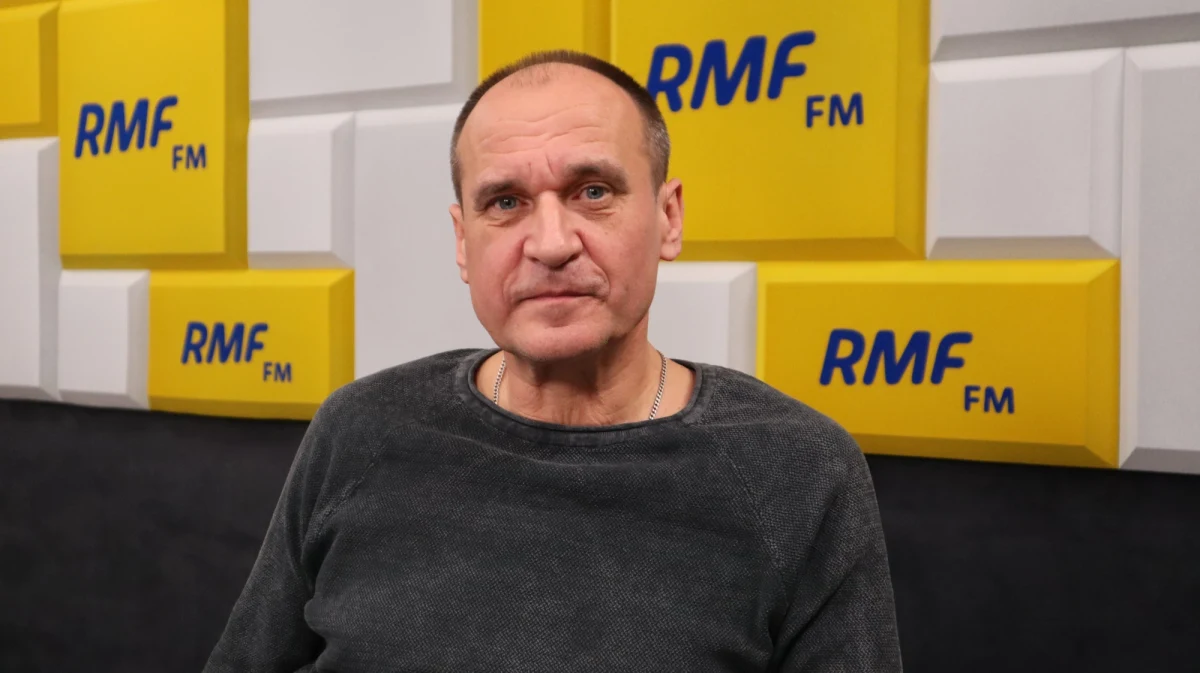 "Tak, poprę budżet, który przedstawi rząd" - zadeklarował w Porannej rozmowie w RMF FM Paweł Kukiz, poseł Kukiz'15. Polityk stwierdził też, że od nowego roku nie będzie wspierał w głosowaniach Prawa i Sprawiedliwości, jeśli w rządzie pozostanie Łukasz Mejza. "Nie ma takiej opcji, żebym pośrednio głosowaniem wspierał rząd, w którym zasiada osoba o niskiej transparentności i z tego się nie wycofuję" - stwierdził.