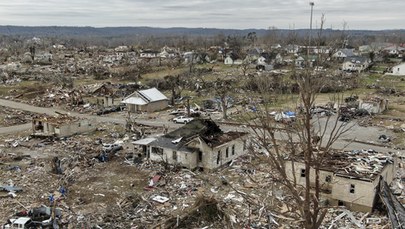 Ewakuowano miliony ludzi, setki tysięcy domów bez prądu. Tornada szaleją w USA