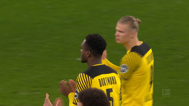 Skrót meczu Borussia Dortmund - Greuther Fürth (3-0).

BRAMKI: 33. Haaland (kar.), 82. Haaland (Brandt), 89. Malen (Brandt).

Borussia Dortmund: Kobel – Meunier, Hummels, Zagadou, N. Schulz – Witsel, Bellingham (46. Dahoud) – Brandt (90. Reinier), Reus (75. Can), T. Hazard (75. Malen) – Haaland (83. Tigges).
Rezerwowi: Hitz – Pongračić, Dahoud, Reinier, Can, Passlack, Malen, Tigges, Knauff.

Greuther Fürth: Burchert – Meyerhöfer, Griesbeck, Bauer, Willems (78. Itter) – Seguin, Christiansen, Tillman (78. Abiama) – Leweling (64. Hrgota), Itten (46. Nielsen), Dudziak (64. Green).
Rezerwowi: Schaffran – Asta, Itter, Seufert, Sarpei, Hrgota, Abiama, Nielsen, Green.