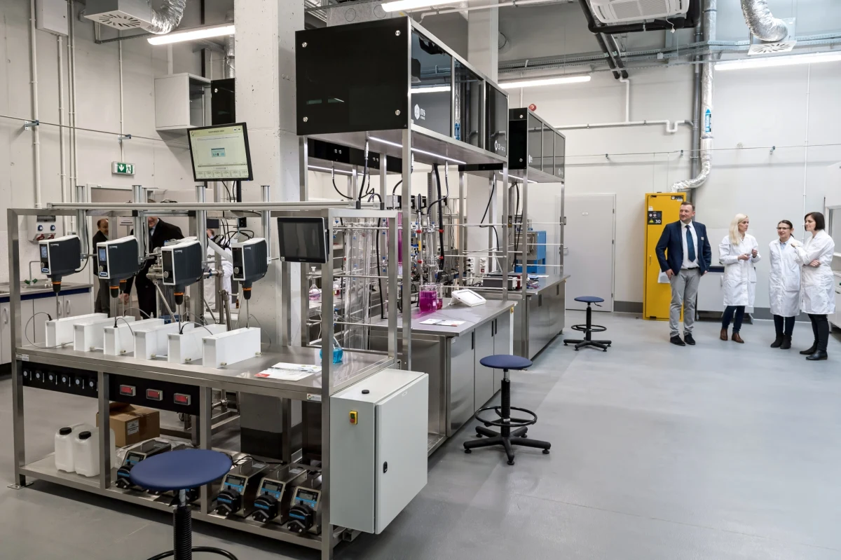 Politechnika Wrocławska dołączyła do europejskiej sieci uniwersytetów „Unite!” – University Network for Innovation, Technology and Engineering. Organizacja zrzeszająca uczelnie z siedmiu krajów UE stawia sobie za cel stworzenie nowoczesnego modelu kształcenia inżynierów.