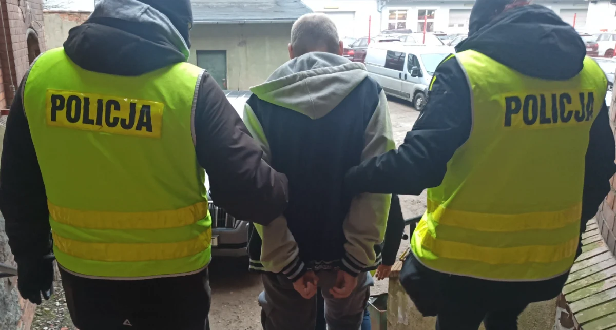 ​Na trzy miesiące trafił do aresztu 42-letni mieszkaniec Olsztyna podejrzany o zabójstwo swojego 61-letniego znajomego. Grozi mu nawet dożywotnie więzienie. 