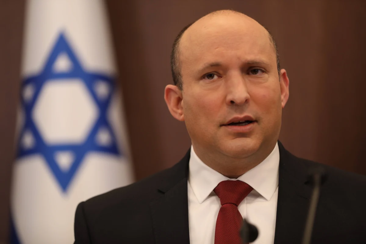 Premier Izraela Naftali Bennet powiedział podczas niedzielnej konferencji prasowej, że w kraju rozpoczęła się piąta fala epidemii koronawirusa i zarekomendował pracę z domu. Namawiał także do szczepienia dzieci.