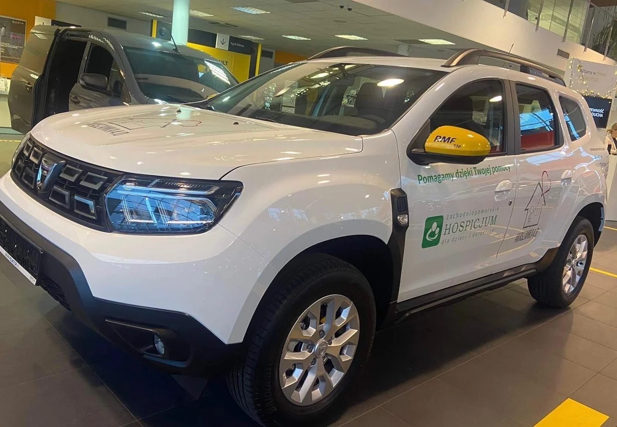 Dwa samochody i urządzenia medyczne otrzymało dziś Zachodniopomorskie Hospicjum dla Dzieci. Za nami finał kolejnej edycji akcji „#KASZANKA”, której inicjatorem jest nasz amerykański korespondent Paweł Żuchowski. Razem z słuchaczami RMF FM zbieraliśmy pieniądze na doposażenie placówki opiekującej się chorymi dziećmi. Finał akcji w tych trudnych czasach jest imponujący. Udało się zebrać ponad 200 000 złotych.