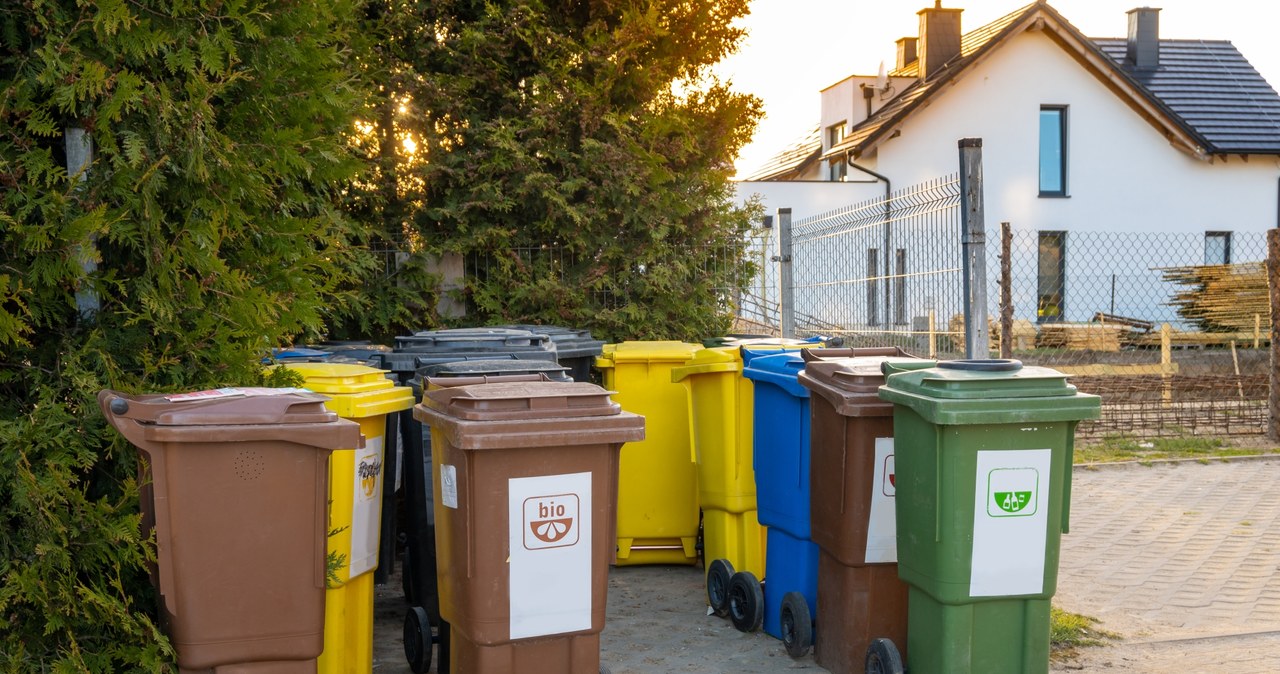 Opłata, śmieci, potrafi, konkretnie, uszczuplić, domowy, budżet, dodatku, ostatnie, lata, wielu, samorządach, minęły, znakiem, w Zwolnienie z opłat za śmieci dla emerytów. I ty możesz mieć szansę