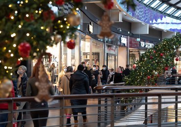 Nowe obostrzenia? Do piątej fali rząd żadnych nie wprowadzi 