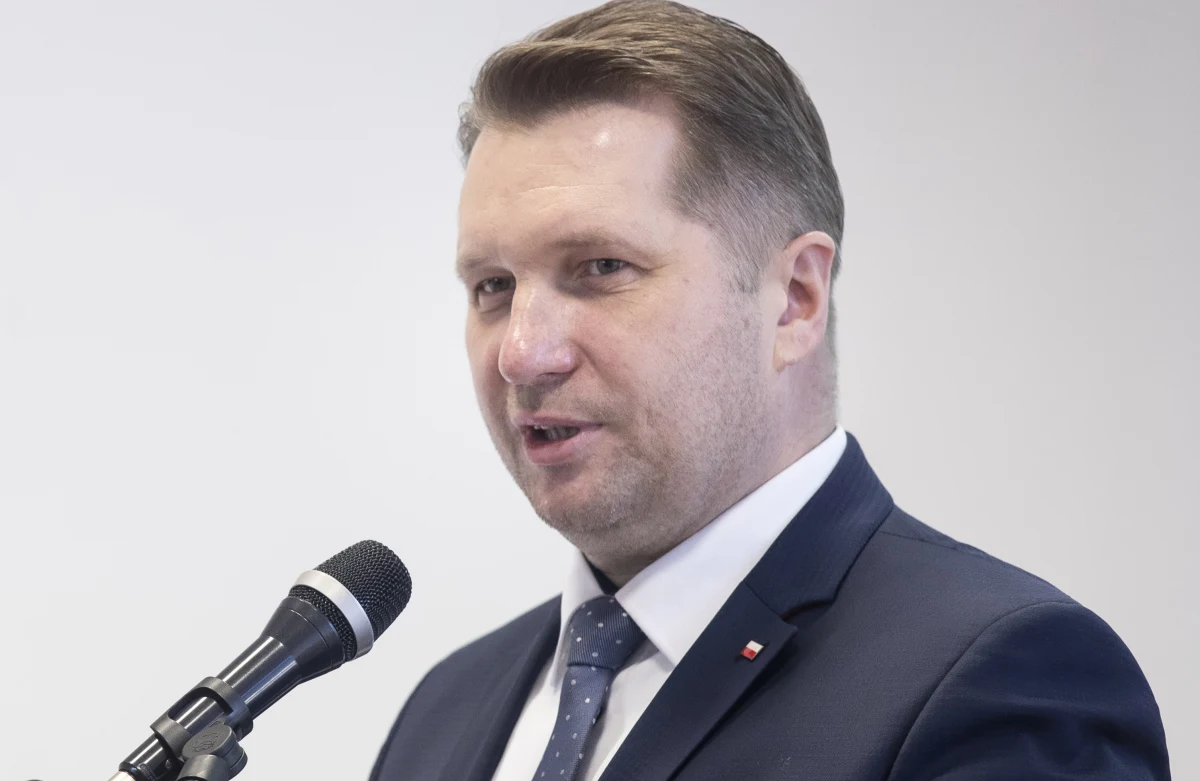 Ustawa medialna nie ma najmniejszego znaczenia dla relacji polsko-amerykańskich, tych strategicznych i dalekosiężnych - powiedział minister edukacji i nauki Przemysław Czarnek. W miniony piątek Sejm przyjął "lex TVN". W niedzielę w całej Polsce odbyły się protesty. 