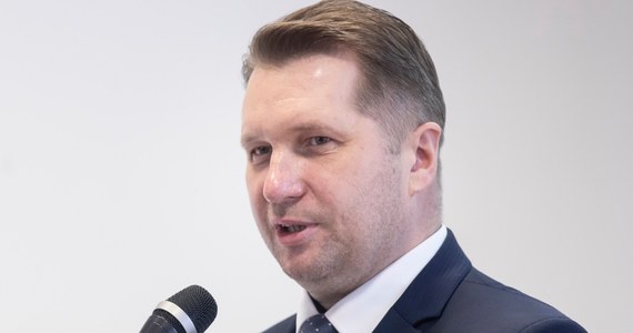 Ustawa medialna nie ma najmniejszego znaczenia dla relacji polsko-amerykańskich, tych strategicznych i dalekosiężnych - powiedział minister edukacji i nauki Przemysław Czarnek. W miniony piątek Sejm przyjął "lex TVN". W niedzielę w całej Polsce odbyły się protesty. 