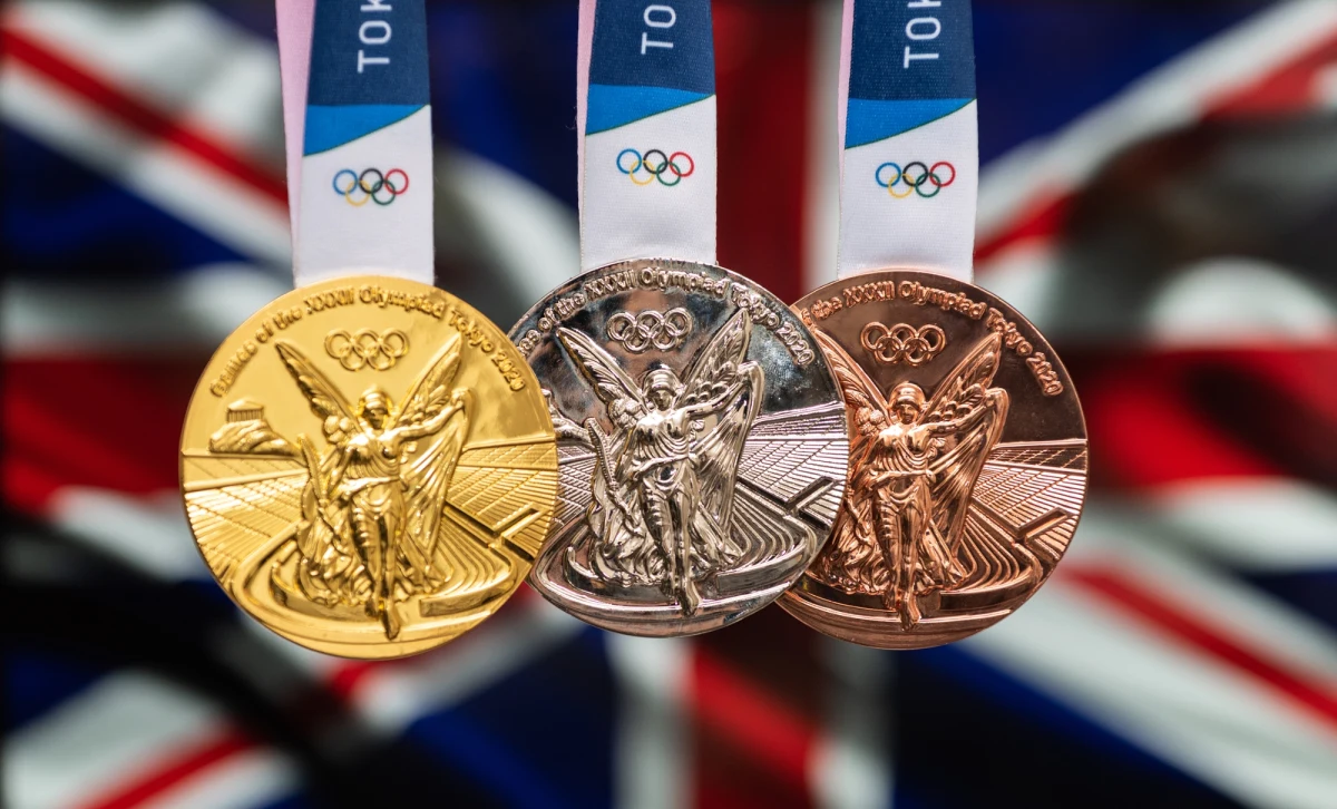 Sztangista Tomasz Zieliński otrzymał we wtorek w siedzibie Polskiego Komitetu Olimpijskiego brązowy medal w wadze 94 kg Igrzysk XXX Olimpiady w Londynie w 2012 roku.