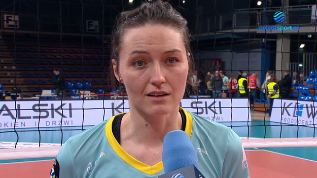 Developres Bella Dolina Rzeszów wygrał u siebie z Lokomotiwem Kaliningrad Region, którego siatkarką jest Malwina Smarzek, 3:2 (25:17, 22:25, 25:21, 17:25, 16:14) w meczu 3. kolejki Ligi Mistrzyń. Obie drużyny były dotychczas niepokonane w grupie A.

Wicemistrz Polski Developres ustępował wcześniej Lokomotiwowi jednym punktem. Mistrzynie Rosji z kolei do wtorku nie straciły seta w tej edycji LM.

W tym sezonie powstały zaledwie trzy lata temu klub, który Smarzek wzmocniła latem, aż do teraz był niepokonany. Wygrał bowiem wszystkie mecze zarówno w europejskich pucharach, jak i w krajowych rozgrywkach.
