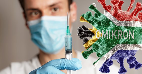 ​Brytyjsko-szwedzki koncern farmaceutyczny AstraZeneca Plc poinformował, że współpracuje z Uniwersytetem Oksfordzkim nad produkcją szczepionki specyficznej dla wariantu koronawirusa Omikron.