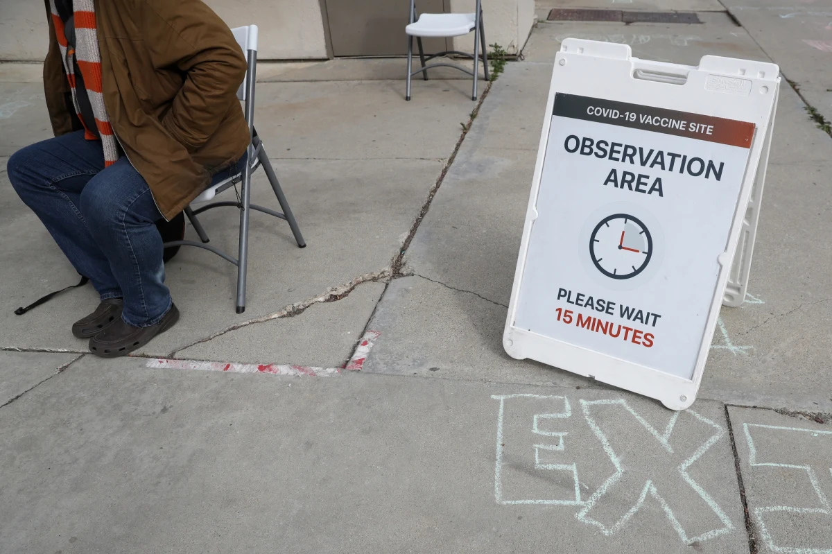 Populacja USA w pierwszym roku pandemii rosła najwolniej w historii kraju. Przyrost od lipca 2020 roku do lipca 2021 roku wyniósł tylko 0,1 proc. - niespełna 392,5 tys. osób. Pierwszy raz od 1937 roku był on mniejszy niż 1 mln ludzi - podaje we wtorek U.S. Census Bureau.