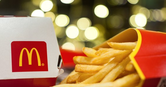 W japońskich restauracjach firmy McDonald’s brakuje frytek. Jest to spowodowane m.in. globalnym kryzysem w łańcuchu dostaw.