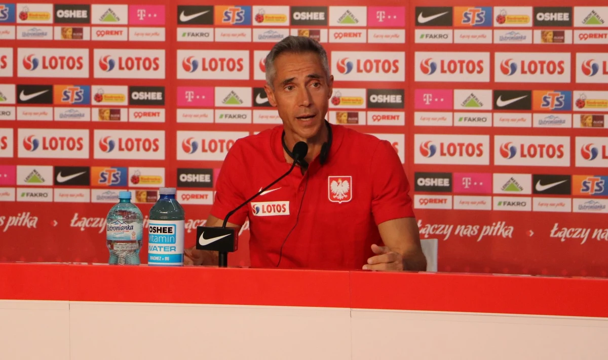 Selekcjoner piłkarskiej reprezentacji Polski Paulo Sousa nie zostanie szkoleniowcem CR Flamengo. Zatrudni on bowiem trenera Benfiki Lizbona Jorge Jesusa, poinformowały portugalskie media. Szkoleniowcem biało-czerwonych zainteresowany jest za to inny brazylijski klub Internacional.