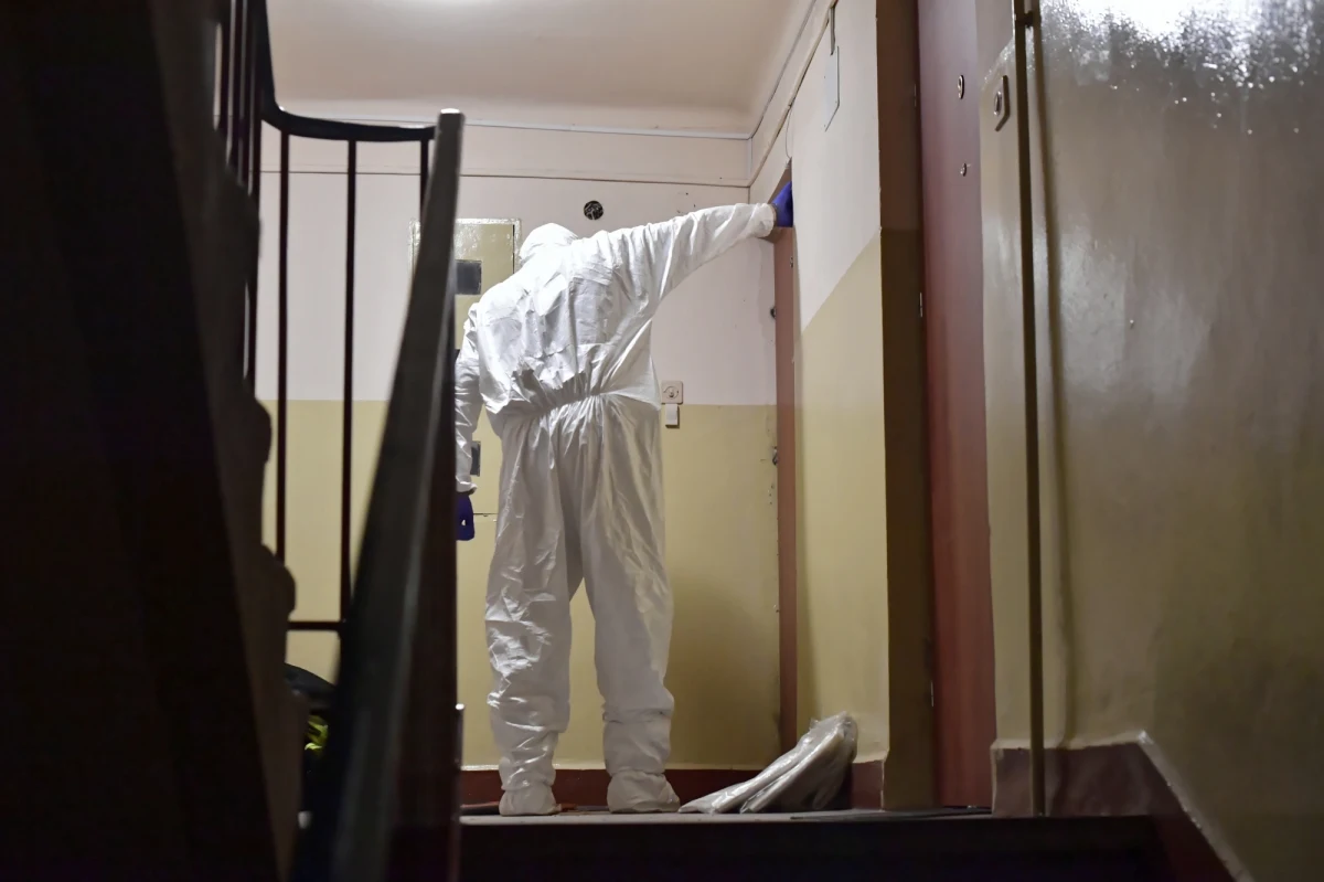 Ciała trzech osób odnaleźli strażacy w domu przy ulicy Sienkiewicza w Siedlcach na Mazowszu. To 85-letnia kobieta i jej dwóch synów - 51- i 62-letni. Informację w tej sprawie dostaliśmy na Gorącą Linię RMF FM. 