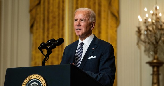 "Jeżeli nadal będę się cieszył dobrym zdrowiem, wystartuję w wyborach w 2024 roku" - zapowiedział w wywiadzie dla telewizji ABC prezydent Joe Biden. Dodał, że jest gotowy na kolejny wyborczy wyścig z Donaldem Trumpem.