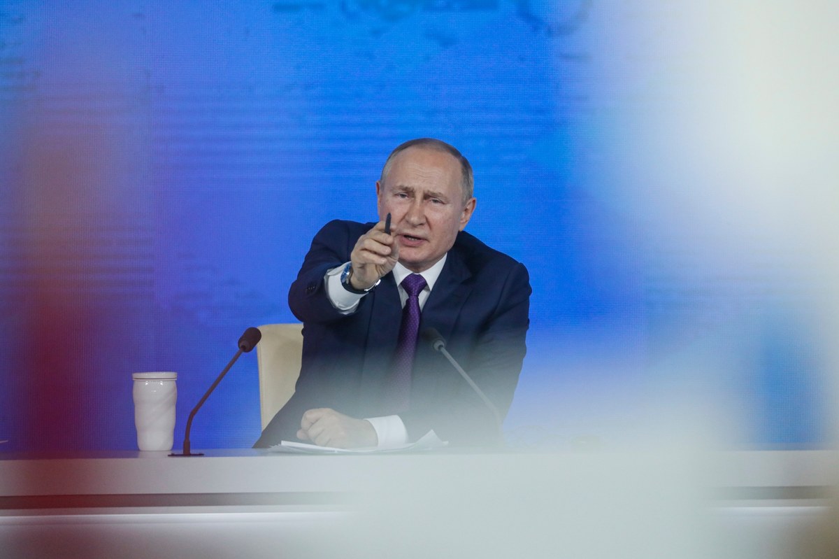 Relacje z NATO, sytuacja na granicy z Ukrainą, zapowiedziany przez kilka krajów bojkot dyplomatyczny zimowej olimpiady w Pekinie i sprawa organizacji Memoriał to najważniejsze tematy, które prezydent Rosji Władimir Putin poruszył w czwartek na corocznej konferencji prasowej.