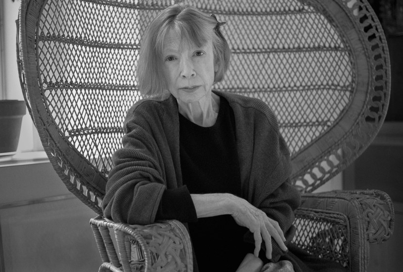 Nie żyje amerykańska pisarka i scenarzystka Joan Didion. Autorka "Dryfując do Betlejem" i współscenarzystka głośnych "Narkomanów" miała 87 lat. 
