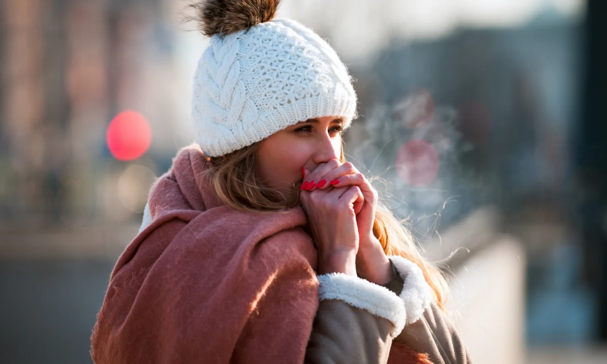 Dzięki strefie wysokiego ciśnienia z centrum nad Polską, drugi dzień Świąt Bożego Narodzenia będzie pogodny i mroźny. Jak powiedziała PAP Ewa Łapińska, synoptyk IMGW-PIB, niewielkie opady śniegu są spodziewane jedynie na północnych krańcach Polski.