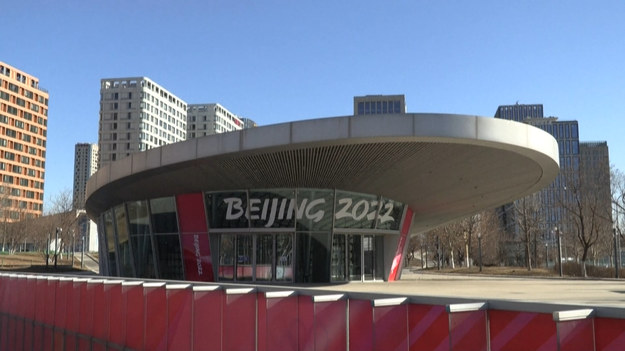 Igrzyska Olimpijskie w Pekinie rozpoczną się 4 lutego 2022 roku. W Zhangjiakou na sportowców czeka już wioska olimpijska. Teren wioski mieści 20 budynków mieszkalnych. W testach obiektu wzięło udział ponad 2000 osób. W planach stołówki jest menu składające się z około 700 dań. Wszystko po to, aby sprostać dietom sportowców oraz ich uwarunkowaniom kulturowym. Oficjalne otwarcie zaplanowane jest na 27 stycznia 2022 roku.
