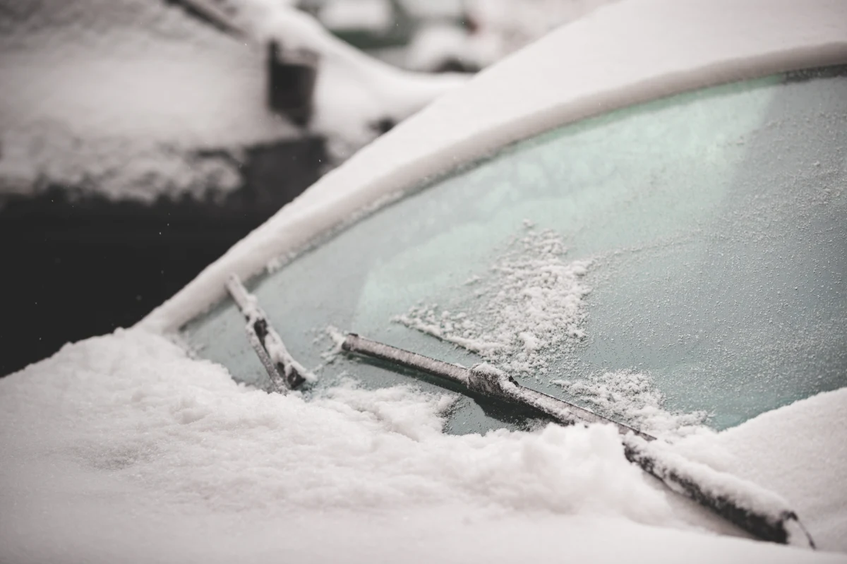 ​IMGW ostrzega przed silnym mrozem w kilkunastu województwach. Alerty dotyczą województw: lubelskiego, mazowieckiego,  świętokrzyskiego, podkarpackiego, małopolskiego, śląskiego, opolskiego, dolnośląskiego, łódzkiego, wielkopolskiego, kujawsko-pomorskiego, warmińsko-mazurskiego i pomorskiego.