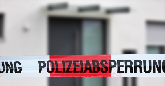 O tragedii, jaka rozegrała się w drugi dzień świąt Bożego Narodzenia piszą niemieckie media. W miejscowości Glinde w Szlezwiku-Holsztynie 44-letni mężczyzna zastrzelił dwójkę dzieci w wieku 11 i 13 lat, ranił ich matkę, a następnie odebrał sobie życie.