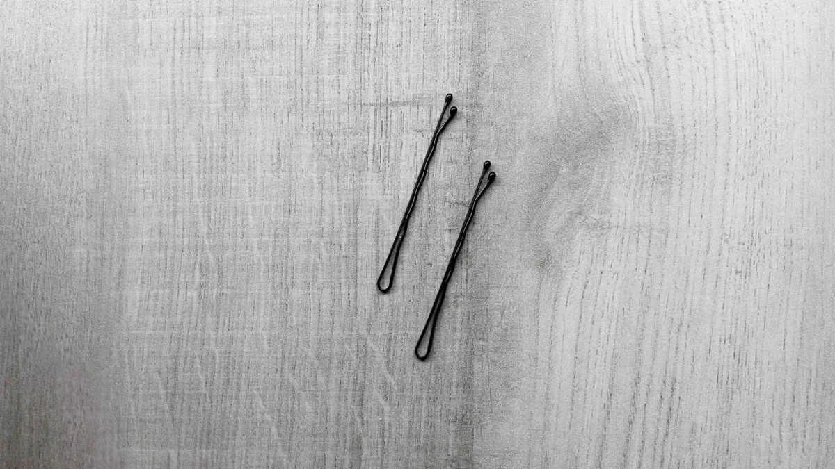 Amerykańska tiktokerka Demi Skipper przez półtora roku zamieniała się rzeczami z ludźmi. Po prawie 30 transakcjach zamieniła wsuwkę do włosów na swój własny dom.