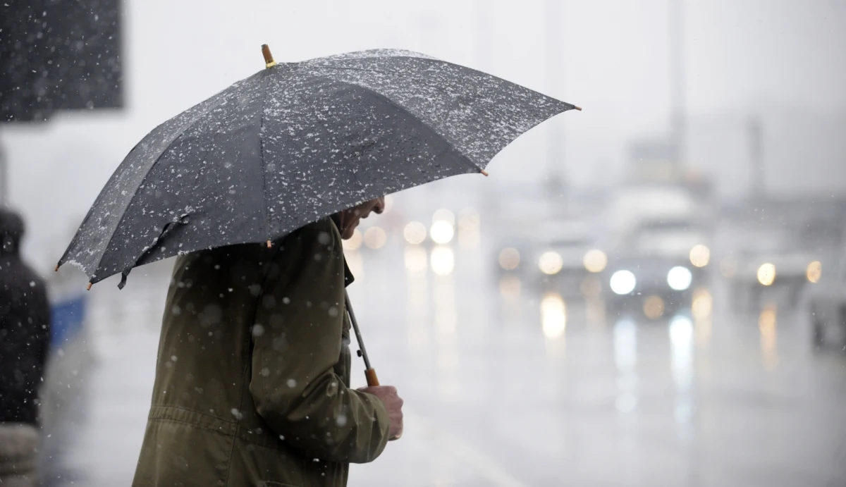 We wtorek nadciągnie do Polski ocieplenie z zachodu. Będzie padał śnieg, deszcz i deszcz ze śniegiem - powiedziała PAP synoptyczka IMGW Dorota Pacocha. 