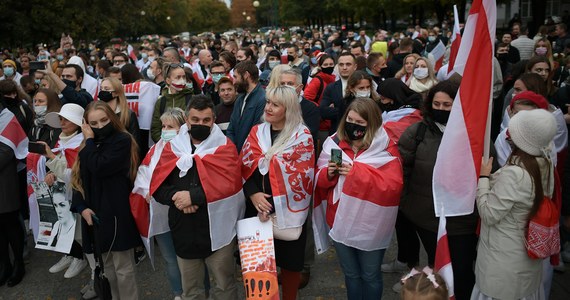Od sierpnia 2020 roku Polska udzieliła pomocy 23 tysiącom obywateli Białoruś, którzy są opozycjonistami lub byli represjonowani oraz członkom ich rodzin - podała straż graniczna. 