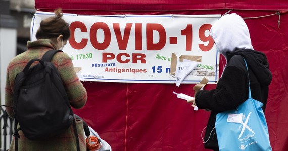We Francji wykryto minionej doby rekordowy dzienny przyrost zakażeń koronawirusem - 208 tys. przypadków - poinformował francuskich deputowanych minister zdrowia Olivier Veran. To także największa liczba dobowych infekcji w Europie od początku pandemii.