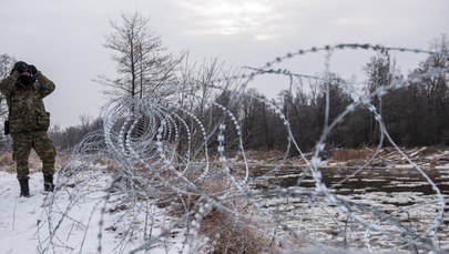 Straż Graniczna: Białoruscy żołnierze uszkodzili zasieki na granicy 