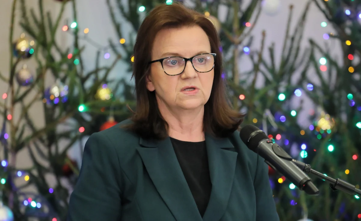 Jesteśmy gotowi do realizacji nowych zadań, w tym programu "Rodzina 500+" od stycznia 2022 roku - zapewnia prezes ZUS Gertruda Uścińska. Zakład Ubezpieczeń Społecznych przygotował specjalny kreator wniosków na PUE ZUS dla rodzin wnioskujących o świadczenie 500+. 