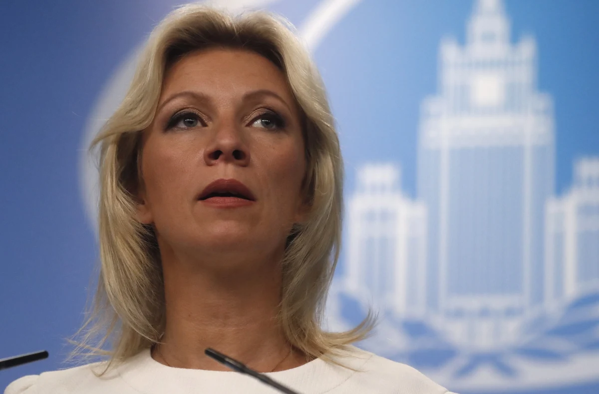 ​Rosja włącza się w propagandowe wykorzystywanie kryzysu migracyjnego na granicy polsko-białoruskiej. Rzeczniczka Ministerstwa Spraw Zagranicznych Federacji Rosyjskiej Maria Zacharowa powiedziała, że słowa polskiego dezertera Emila C., który białoruskim mediom opowiada o zabójstwach uchodźców przez polskie wojsko, wymagają międzynarodowego śledztwa.