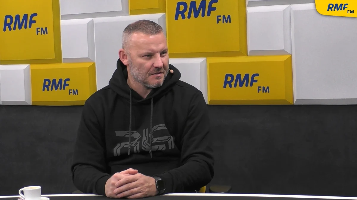 Paulo Sousa zostawił za sobą spaloną ziemię. Portugalczyk zrezygnował z bycia selekcjonerem naszej reprezentacji na trzy miesiące przed barażowym meczem z Rosją. To spotkanie zdecyduje o przyszłości polskiego futbolu reprezentacyjnego. 