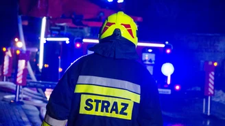 Łódzkie: Pożar mieszkań nad hurtownią elektryczną w Tuszynie