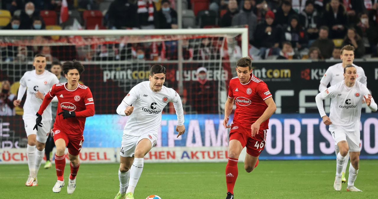 Tom Oberdorf w meczu Fortuny Düsseldorf  z St. Pauli