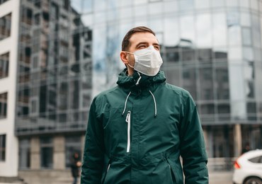 505 osób zmarło, ponad 12 tys. nowych zakażeń koronawirusem w Polsce