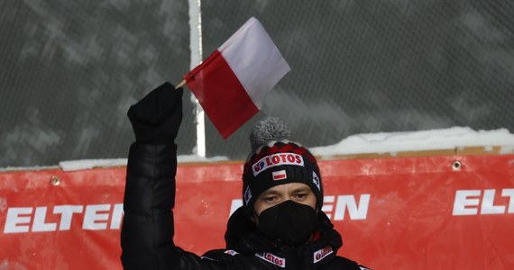 "Nie przewiduję na razie zmian w składzie reprezentacji na trzeci konkurs Turnieju Czterech Skoczni w Innsbrucku" - przekazał trener polskiej kadry Michal Doleżal.