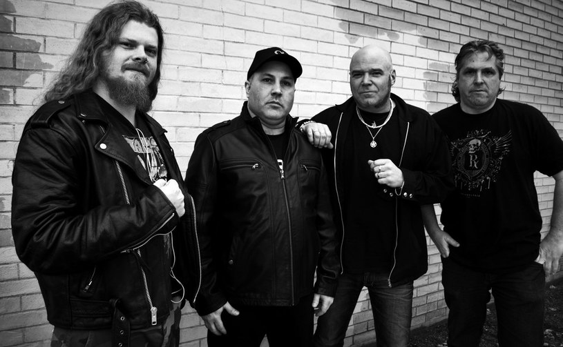 Pionierzy speed / thrashu z kanadyjskiej grupy Razor ujawnili pierwsze szczegóły długo oczekiwanej płyty. 