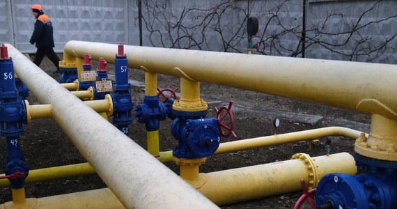 ​Gazprom wykonuje kolejny manewr polegający na kręceniu kurkiem z gazem. Na początku stycznia pompowanie rosyjskiego niebieskiego paliwa przez Ukrainę na Słowację spadło trzykrotnie. Świadczą o tym dane słowackiego operatora Eustream.