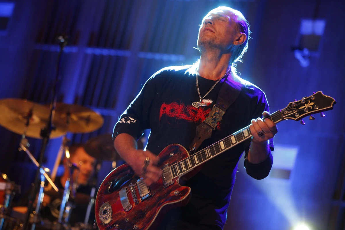 Zmarł Andrzej Nowak, legendarny rockowy gitarzysta zespołu TSA. Informację o jego śmierci potwierdziła w rozmowie z RMF FM żona muzyka.