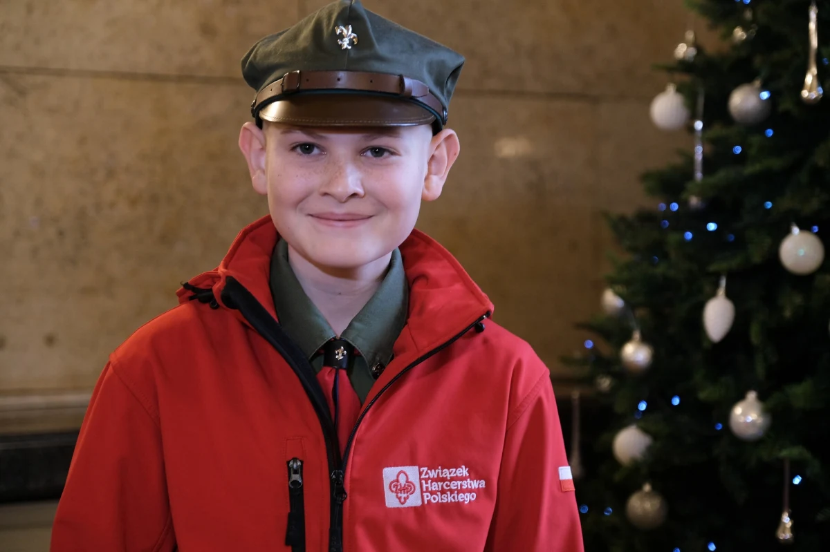 11-letni Filip został wyróżniony za udzielenie pierwszej pomocy ofiarom wypadku w pobliżu jego domu w Knurowie. 20 grudnia podczas zdalnych lekcji usłyszał huk. Zbiegł na dół, pożyczył apteczkę i opatrzył rany poszkodowanych, kierował też ruchem.