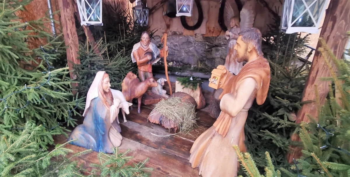 Figurka Jezusa została skradziona z szopki bożonarodzeniowej w centrum Bielska-Białej – poinformował bielski magistrat. Jacek Kachel z wydziału prasowego urzędu miejskiego powiedział, że trwa ustalanie sprawców - sprawdzany jest monitoring.