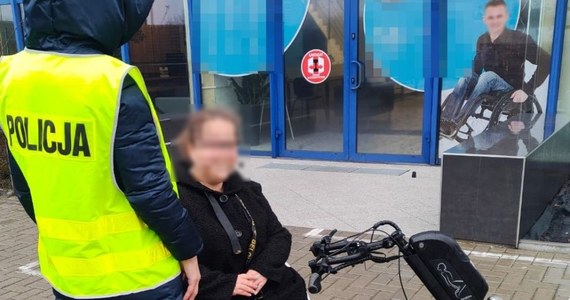 Policjanci z Lublina odzyskali przystawkę, napęd do wózka inwalidzkiego, którym porusza się 25-latka. Do kradzieży doszło kilka dni temu. Wciąż poszukiwani są złodzieje.
