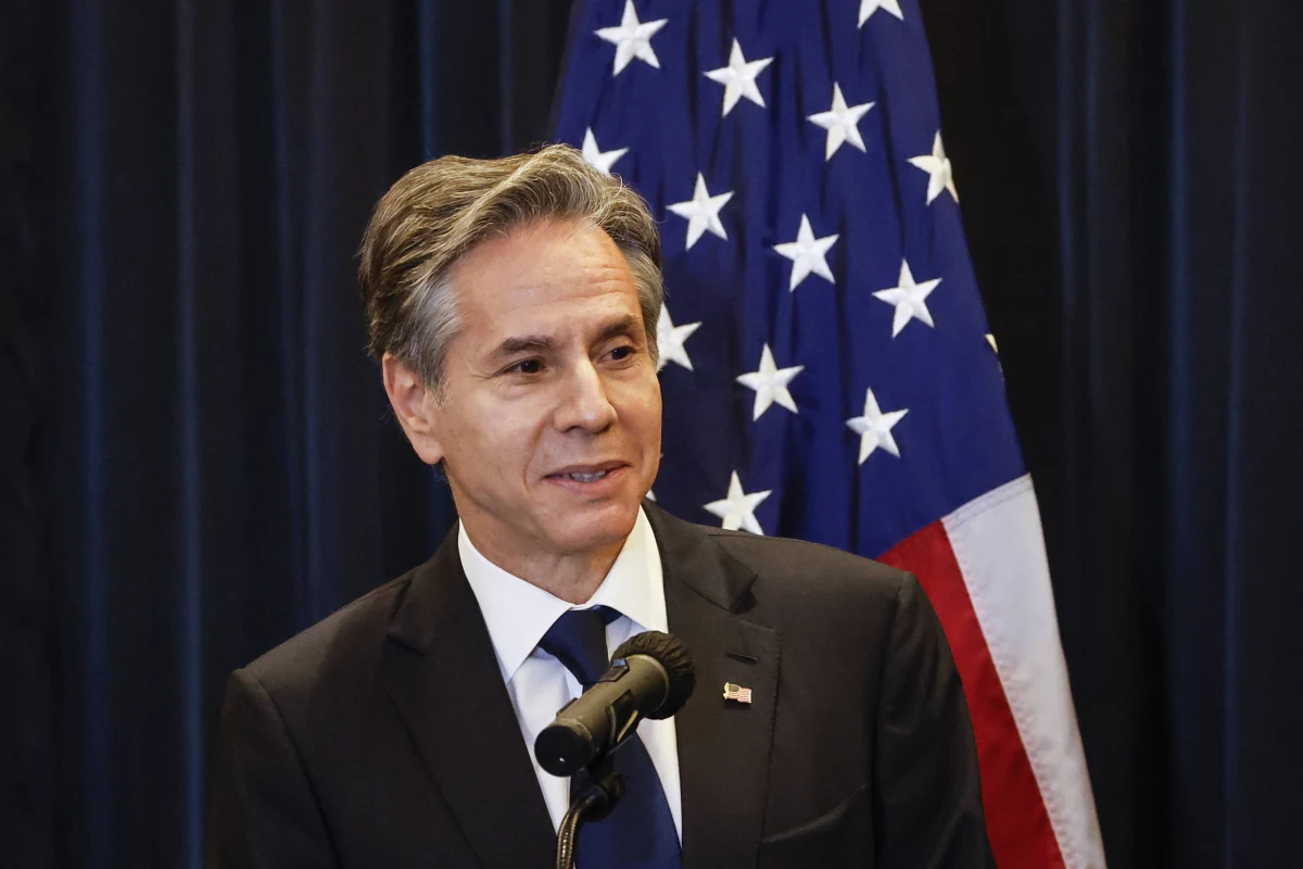 Sekretarz stanu USA Antony Blinken powiedział w niedzielę, że nie uważa, by w czasie nadchodzących rozmów dyplomatycznych USA-Rosja w Genewie doszło do jakichkolwiek przełomów. O postępy będzie trudno, gdy "Rosja przykłada broń do skroni Ukrainy" - podkreślił.