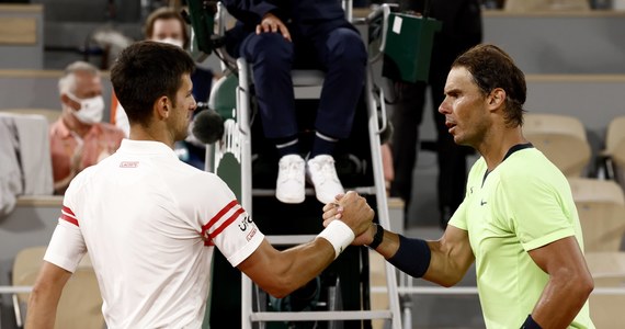 Rafael Nadal poparł decyzję sądu w Melbourne, który nakazał wypuszczenie Novaka Djokovica, uznając cofnięcie jego wizy za "nieracjonalne". "Sprawiedliwość przemówiła" - skwitował hiszpański tenisista, który jest jednym z największych rywali Serba.