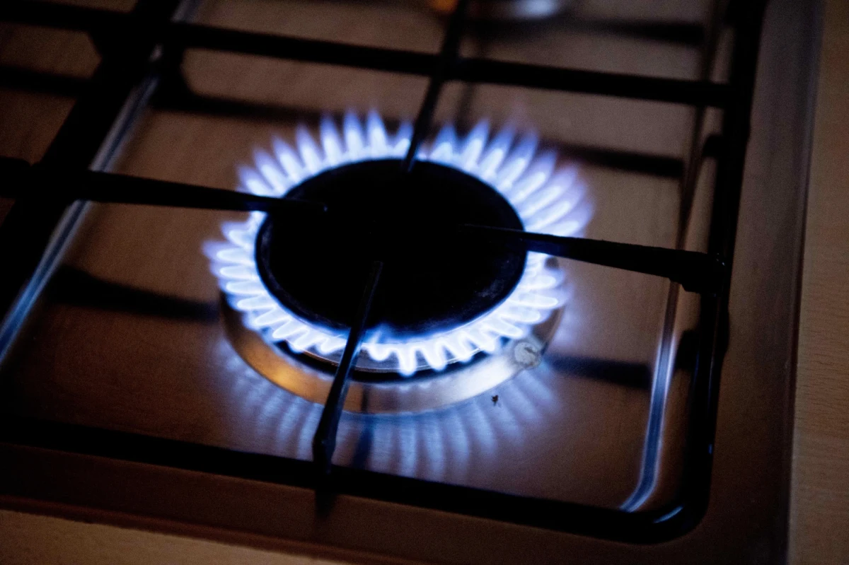 ​Jednostki i spółki miasta Kraków w 2022 roku oszczędzą około 40 mln zł rocznie na rachunkach za gaz. To za sprawą Krakowskiej Grupy Zakupowej Gazu, która w 2020 roku na 2 lata podpisała umowę na zakup gazu. Ceny zawarte w umowie pochodziły z 2018 r.