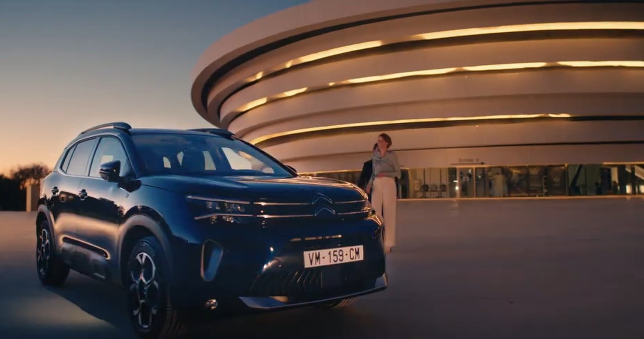 Interia Wiadomości Plotki Z Kraju Ze świata Gwiazdy