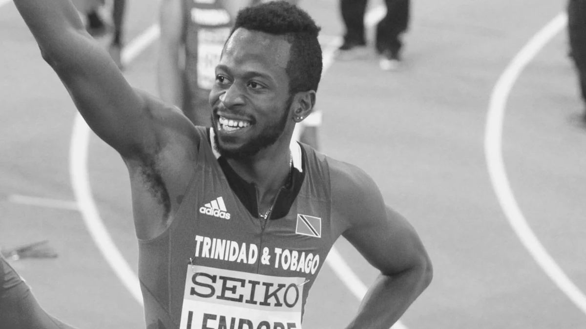 W wieku 29 lat zginął w wypadku samochodowym Deon Lendore, lekkoatleta z Trynidadu i Tobago. W 2012 roku wywalczył brązowy medal olimpijski w sztafecie 4x400 metrów, a w mistrzostwach świata 2015 zajął w tej konkurencji z kolegami z reprezentacji drugie miejsce.
