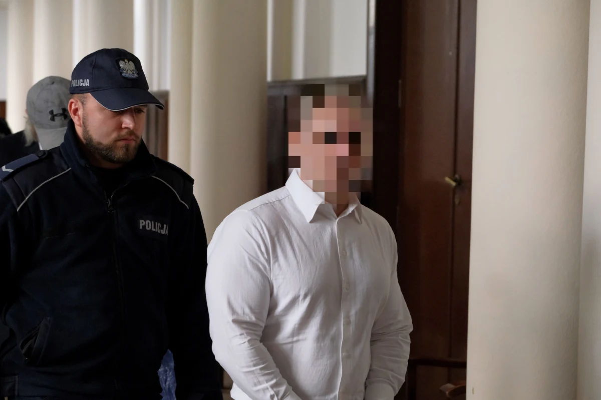 Sąd Okręgowy Warszawa Praga odrzucił w środę zażalenie Prokuratury Krajowej na uchylenie aresztu tymczasowego wobec Andrzeja Z., ps. Słowik. Choć przeciwko byłemu bossowi Pruszkowa toczy się kilka spraw karnych, Andrzej Z. na razie pozostanie na wolności.